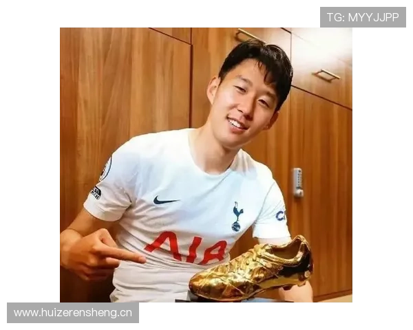 孙兴慜拎菜篮子回家被拍，英超顶薪也能这么接地气，笑抽